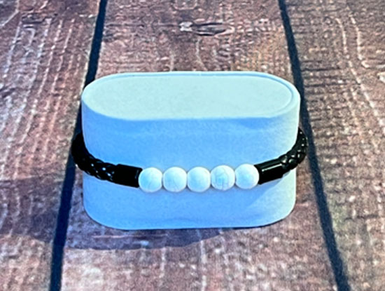Kats with Hats White Bracelet Top